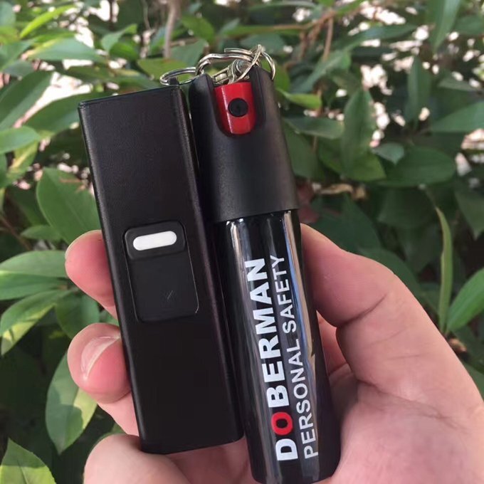 女性如何正確使用電擊防身器？