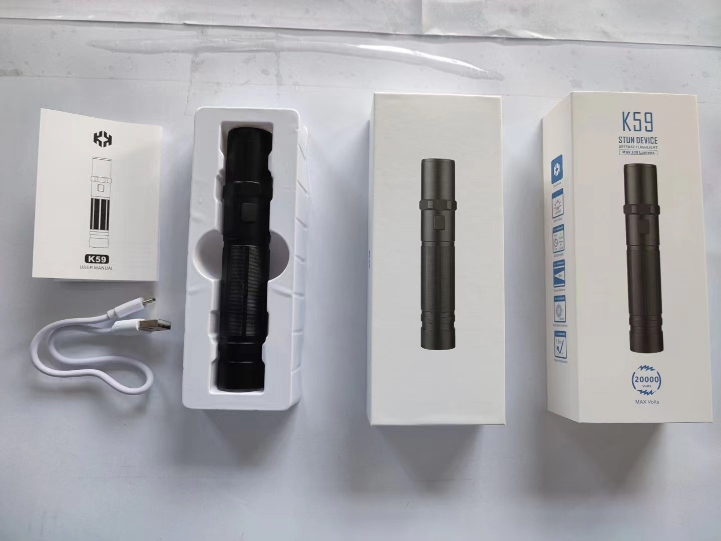 女子防身電擊器制作過程 女子防身電擊器制作過程