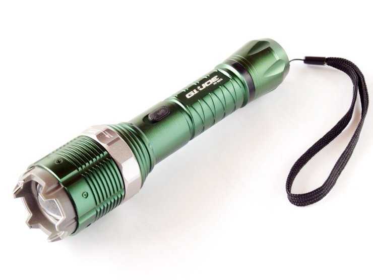 黑鷹8810調(diào)焦式電擊防身器 黑鷹8810調(diào)焦式電擊防身器